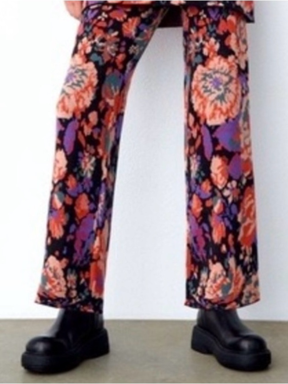 Zara Floral Jacquard light knit pants